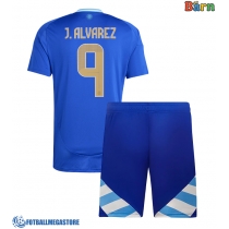 Fotballdrakt Barn Argentina Julian Alvarez #9 Bortedraktsett Copa America 2024 Kortermet (+ Korte bukser)